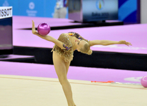 Avropa Oyunlarında bədii gimnastika üzrə topla hərəkətlər. Bakı, Azərbaycan, 21 iyun 2015